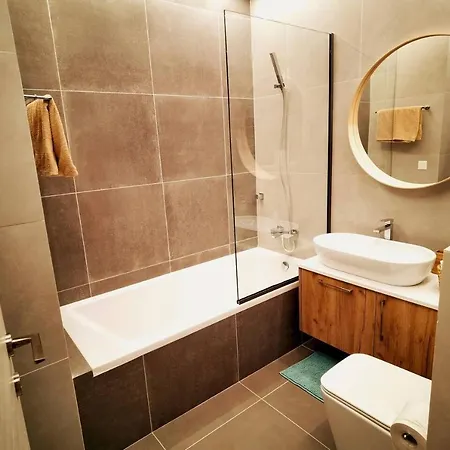 Apartmán Brand New 2-Bed Apartment In Agios Athanasios Lemesos